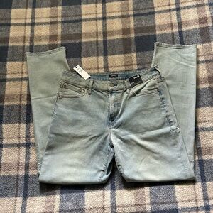 Men’s Express Light Wash Straight Stretch Jeans 
34x34